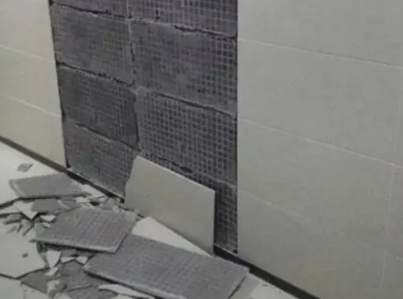 高阳县瓷砖空鼓维修公司分享下高阳县墙砖松动维修的知识